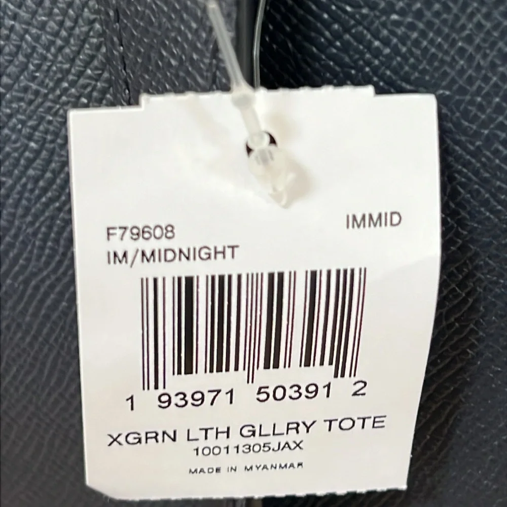 New! Coach gallery cross grain  Leather midnight Tote Bag.